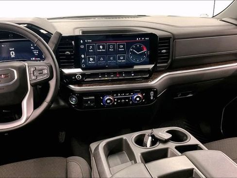 Used 2025 GMC Sierra 1500 SLE AWD/4WD image 7
