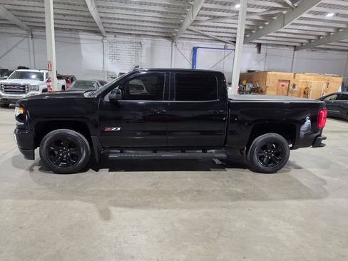 Used 2018 Chevrolet Silverado 1500 LTZ Z71 w/ LTZ Plus Package AWD/4WD image 5