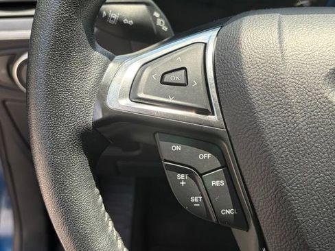 Used 2024 Ford Edge SEL AWD/4WD image 16