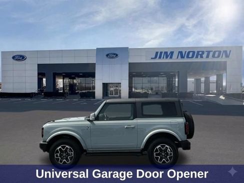 Used 2023 Ford Bronco Outer Banks AWD/4WD image 8
