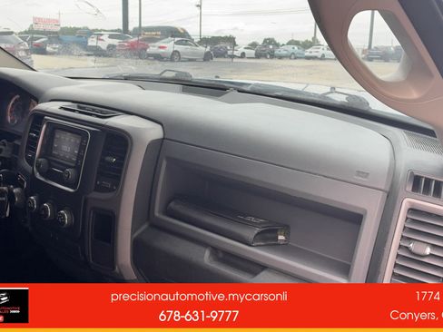 Used 2018 RAM 1500 Express w/ Express Value Package AWD/4WD image 9