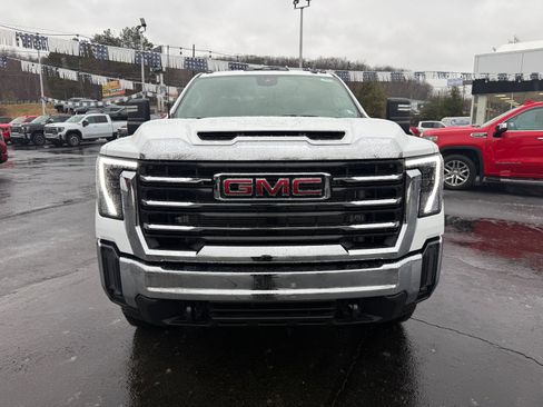 New 2026 GMC Sierra 3500 SLE w/ SLE Value Package image 8
