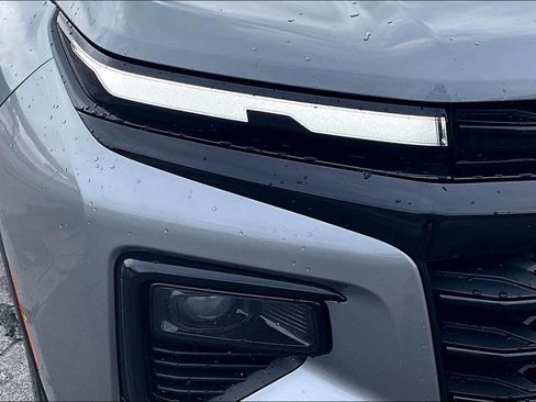 Used 2024 Chevrolet Traverse LT w/ Enhanced Driving Package FWD image 30