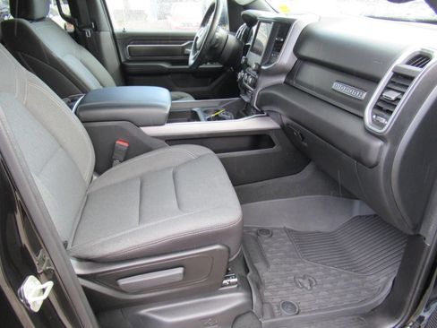 Used 2024 RAM 1500 Big Horn RWD image 11