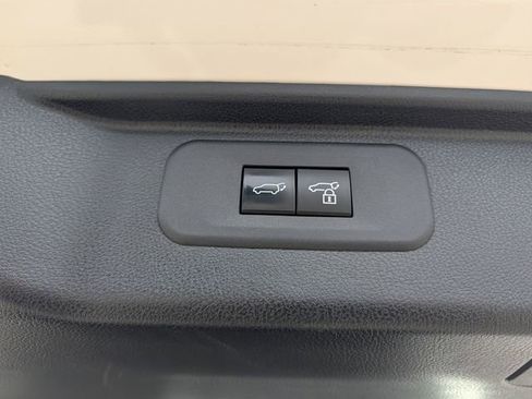 Used 2024 Toyota Grand Highlander AWD image 31