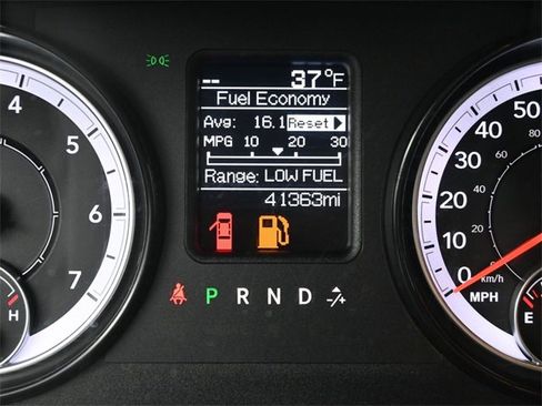 Used 2023 RAM 1500 Classic SLT w/ Protection Group image 18