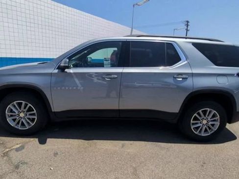 Certified 2023 Chevrolet Traverse LT FWD image 5