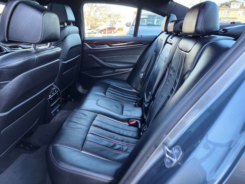 Used 2019 BMW 530i xDrive 530i xDrive image 16