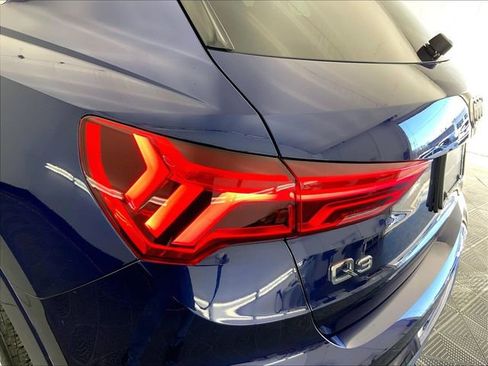 Certified 2025 Audi Q3 2.0T Premium Plus w/ Premium Plus Package image 29