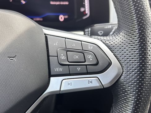 Used 2021 Volkswagen Atlas Cross Sport SEL R-Line FWD image 14