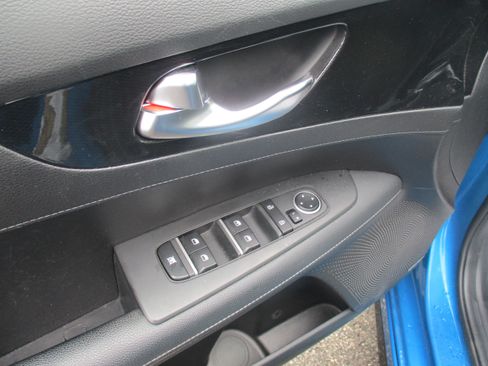 Used 2022 Kia Forte GT-Line w/ GT-Line Premium Package FWD image 11