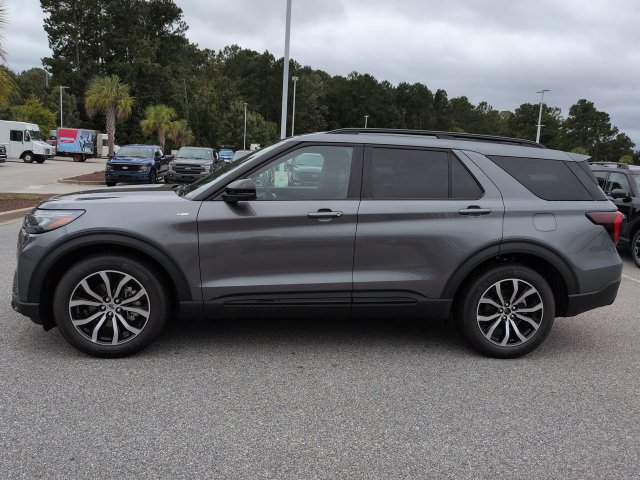 New 2026 Ford Explorer Active w/ Active Comfort Package RWD image 7