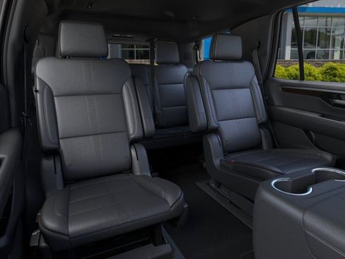New 2026 Chevrolet Tahoe High Country AWD/4WD image 17