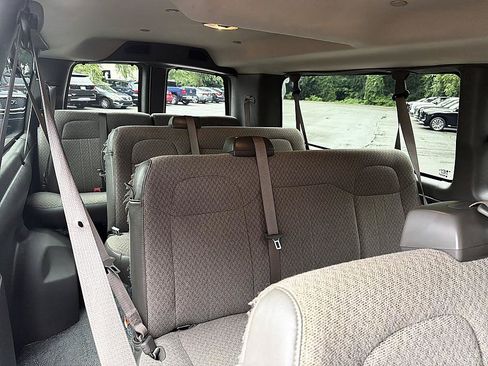 Used 2025 Chevrolet Express 3500 LT w/ LT Preferred Equipment Group RWD image 13