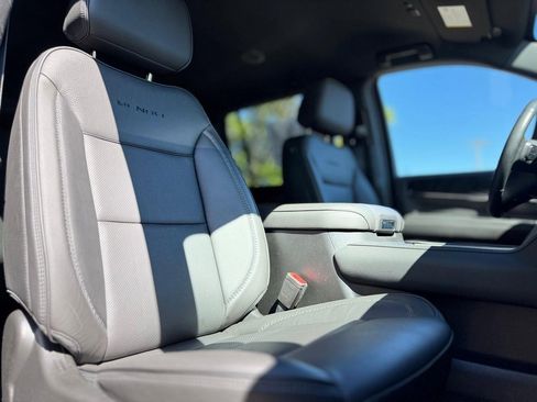 Used 2023 GMC Yukon XL Denali w/ Max Trailering Package image 21