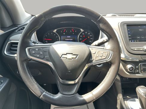 Used 2019 Chevrolet Equinox LT FWD image 11