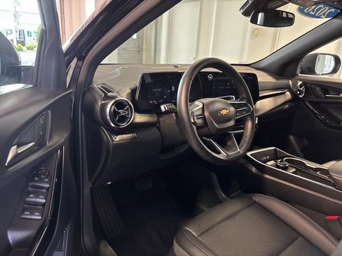 Used 2026 Chevrolet Equinox LT w/ Convenience Package II AWD/4WD image 6