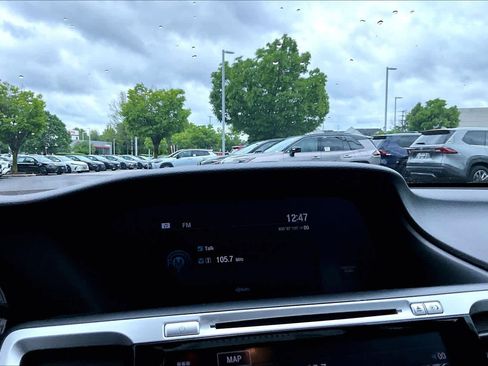 Used 2017 Honda Accord Touring image 34