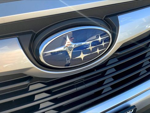 Used 2020 Subaru Forester Premium image 31