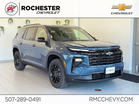 New 2026 Chevrolet Traverse LT w/ Midnight/Sport Edition AWD/4WD image 1