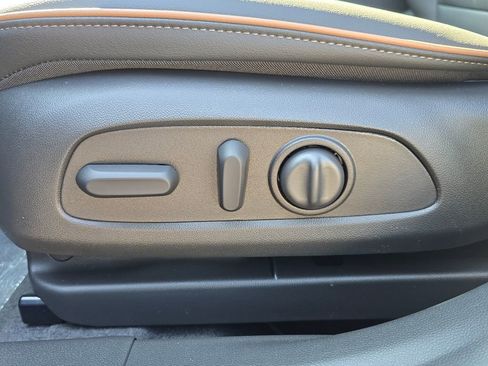 New 2026 Buick Envista Avenir FWD image 15
