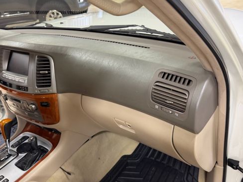 Used 2003 Lexus LX 470 4WD image 22
