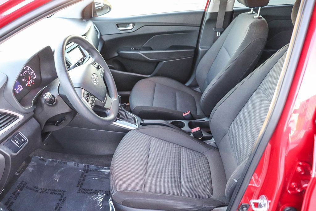 Used 2022 Hyundai Accent FWD image 20