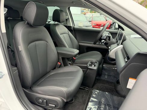 Used 2024 Hyundai Ioniq 5 Limited image 39