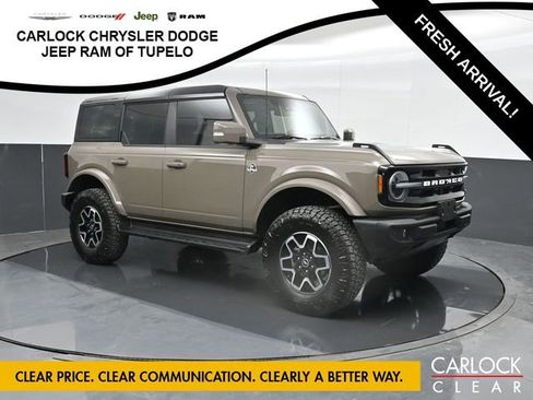 Used 2025 Ford Bronco Outer Banks AWD/4WD image 5