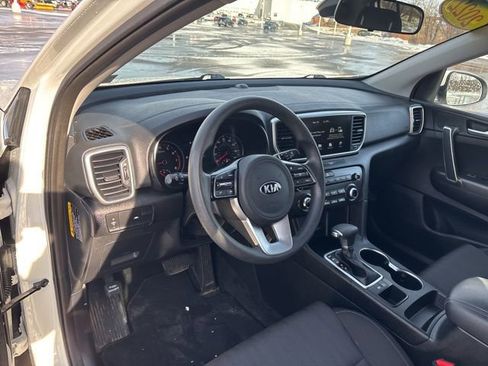 Used 2022 Kia Sportage LX image 39
