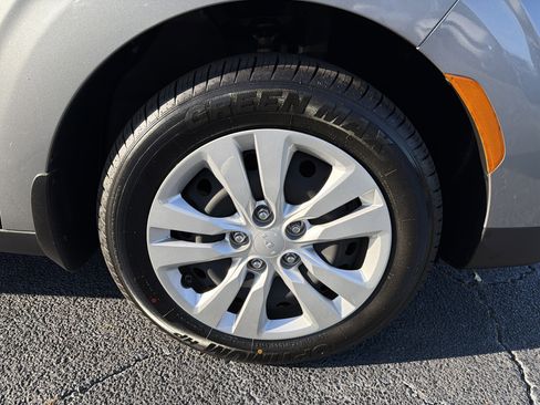 Used 2024 Kia Soul LX FWD image 10