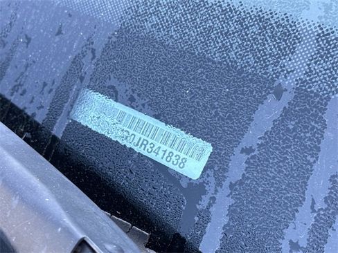 Used 2018 Dodge Grand Caravan SXT image 7