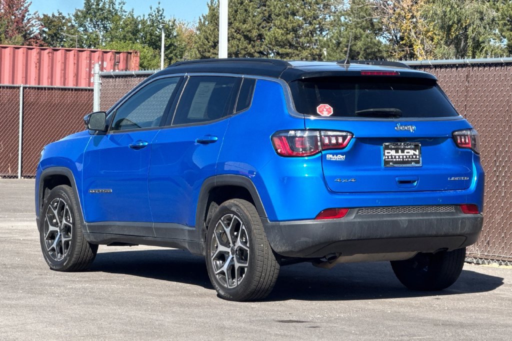 Used 2025 Jeep Compass Limited AWD/4WD image 9