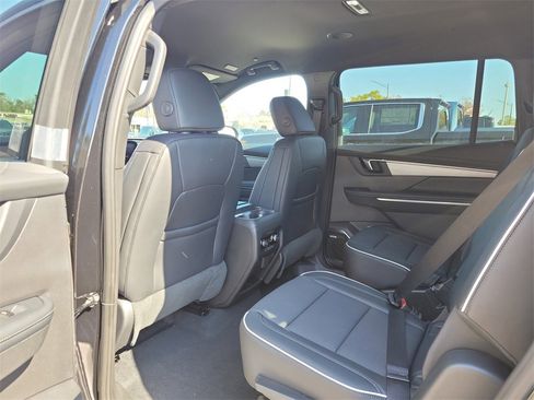 New 2026 Buick Enclave Preferred w/ Power Package image 11