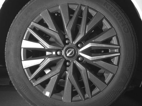 Used 2025 Nissan Altima 2.5 SV FWD image 15