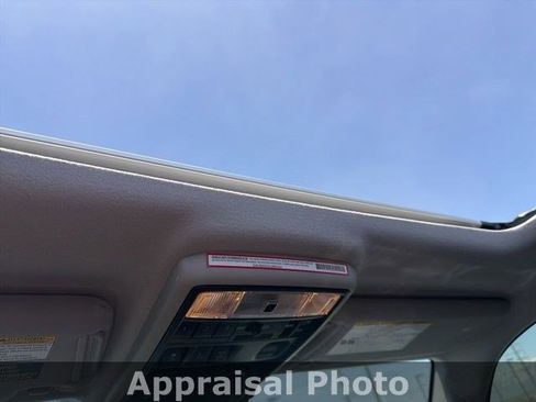 Used 2023 Toyota 4Runner TRD Off-Road Premium w/ Off Road Premium Plus Package AWD/4WD image 3