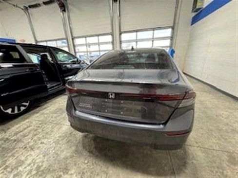 Used 2023 Honda Accord EX image 4