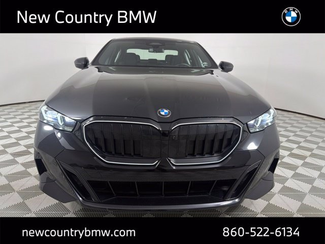 Used 2024 BMW 530i xDrive w/ M Sport Package AWD/4WD image 2