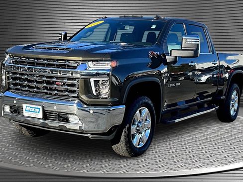 Used 2022 Chevrolet Silverado 3500 LTZ w/ LTZ Plus Package image 3
