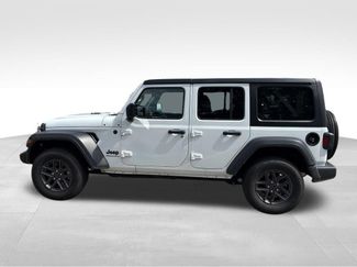 Used 2024 Jeep Wrangler Unlimited Sport AWD/4WD video 2