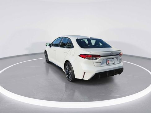 Used 2026 Toyota Corolla SE FWD image 6