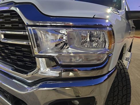 Used 2024 RAM 2500 Big Horn w/ Off Road Package image 29