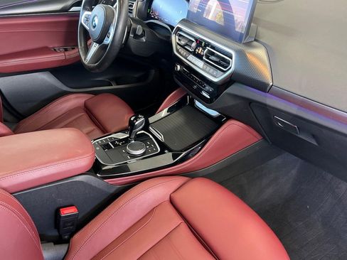 Used 2023 BMW X4 xDrive30i w/ M Sport Package AWD/4WD image 34