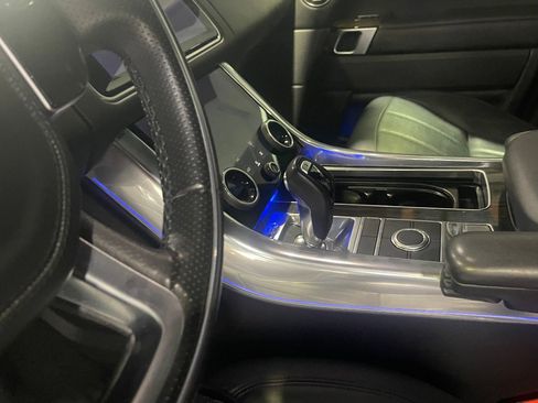Used 2019 Land Rover Range Rover Sport HSE Dynamic image 7