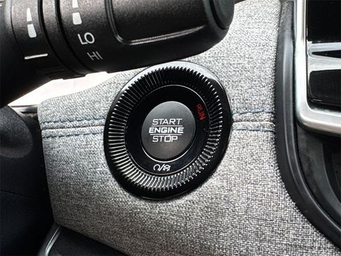 Used 2022 Jeep Compass Latitude image 30