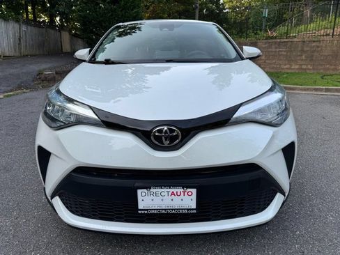 Used 2021 Toyota C-HR LE FWD image 2