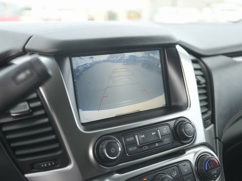 Used 2018 Chevrolet Suburban LS image 28