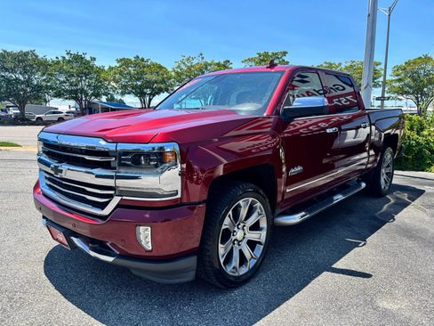 Used 2017 Chevrolet Silverado 1500 High Country AWD/4WD image 8