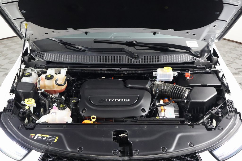 Used 2023 Chrysler Pacifica Touring-L FWD image 16