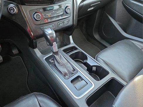 Used 2017 Ford Escape Titanium image 25